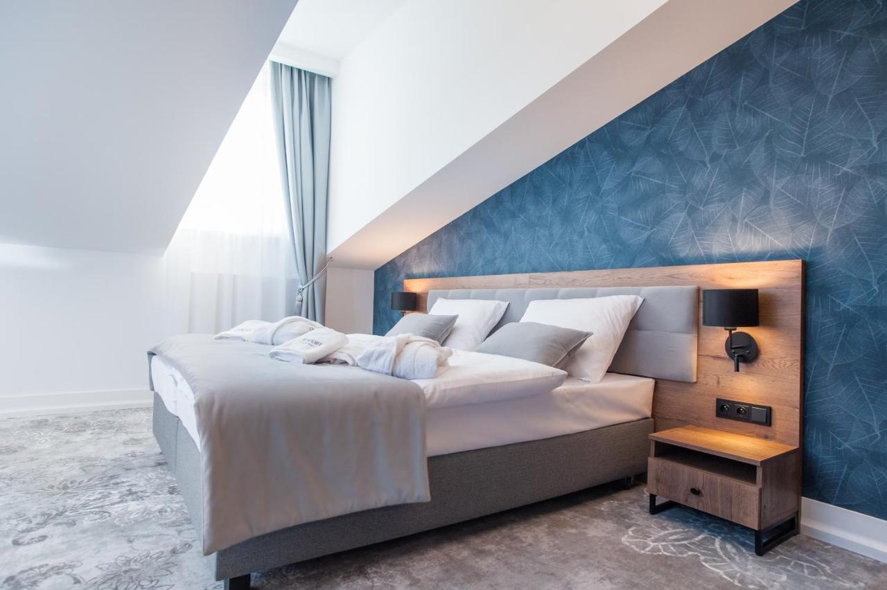 Vinfort Aparthotel Kraków Exteriör bild